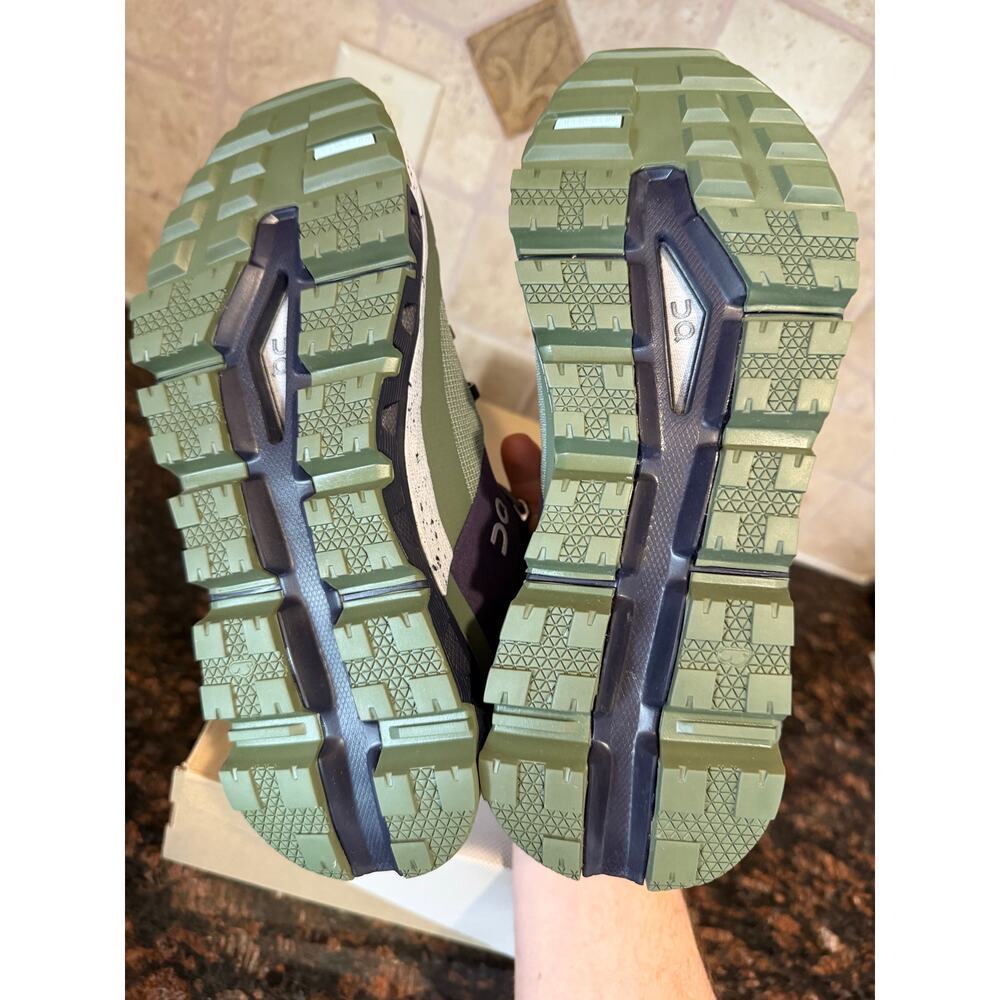 On Cloud Cloudtrax "Midnight/Glacier" Shoes Sz 7W/5.5M Brand New - Picture 5 of 5